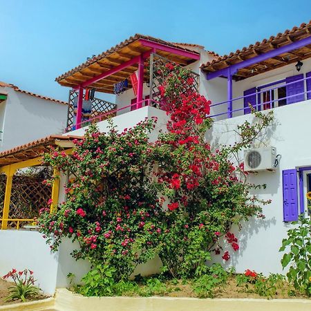 ماراثوكابوسْ Sunflowers Apartments المظهر الخارجي الصورة