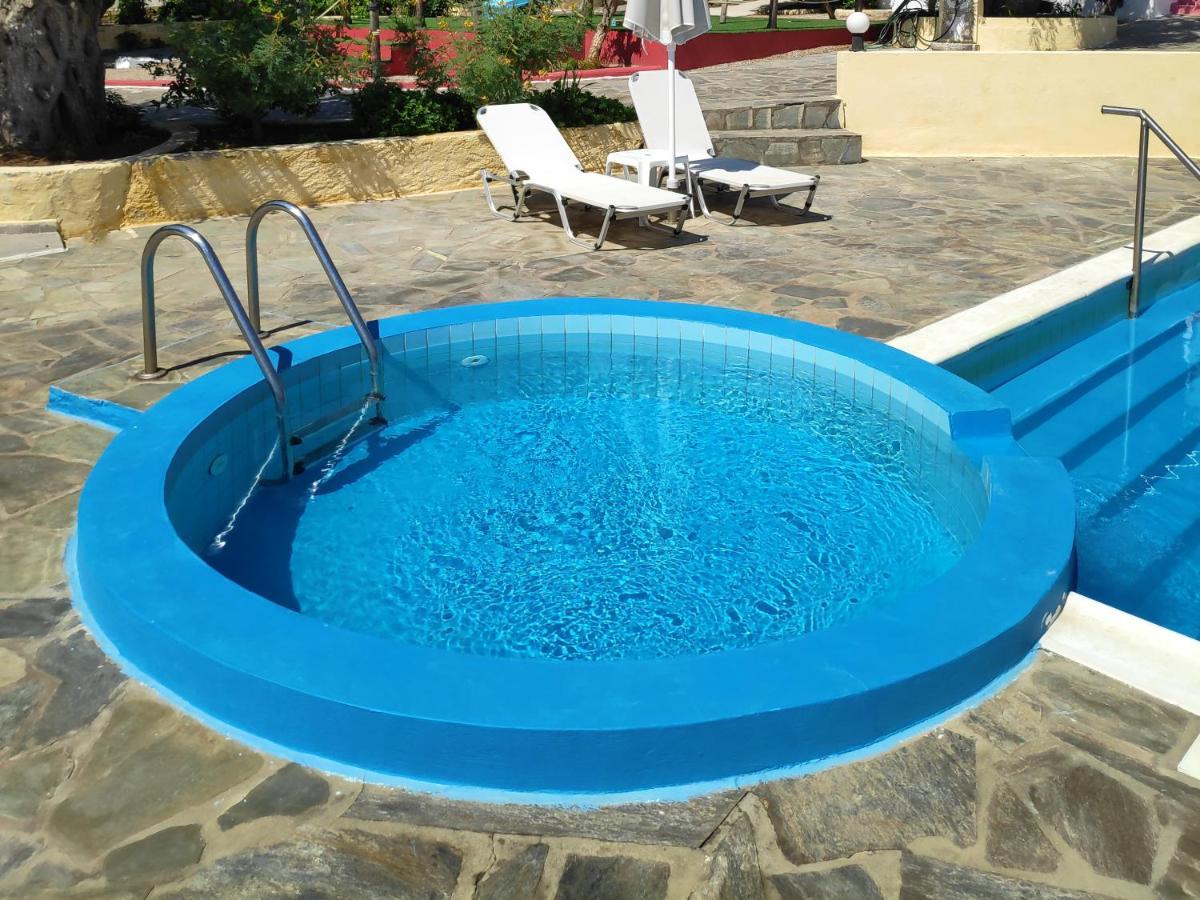 ماراثوكابوسْ Sunflowers Apartments المظهر الخارجي الصورة