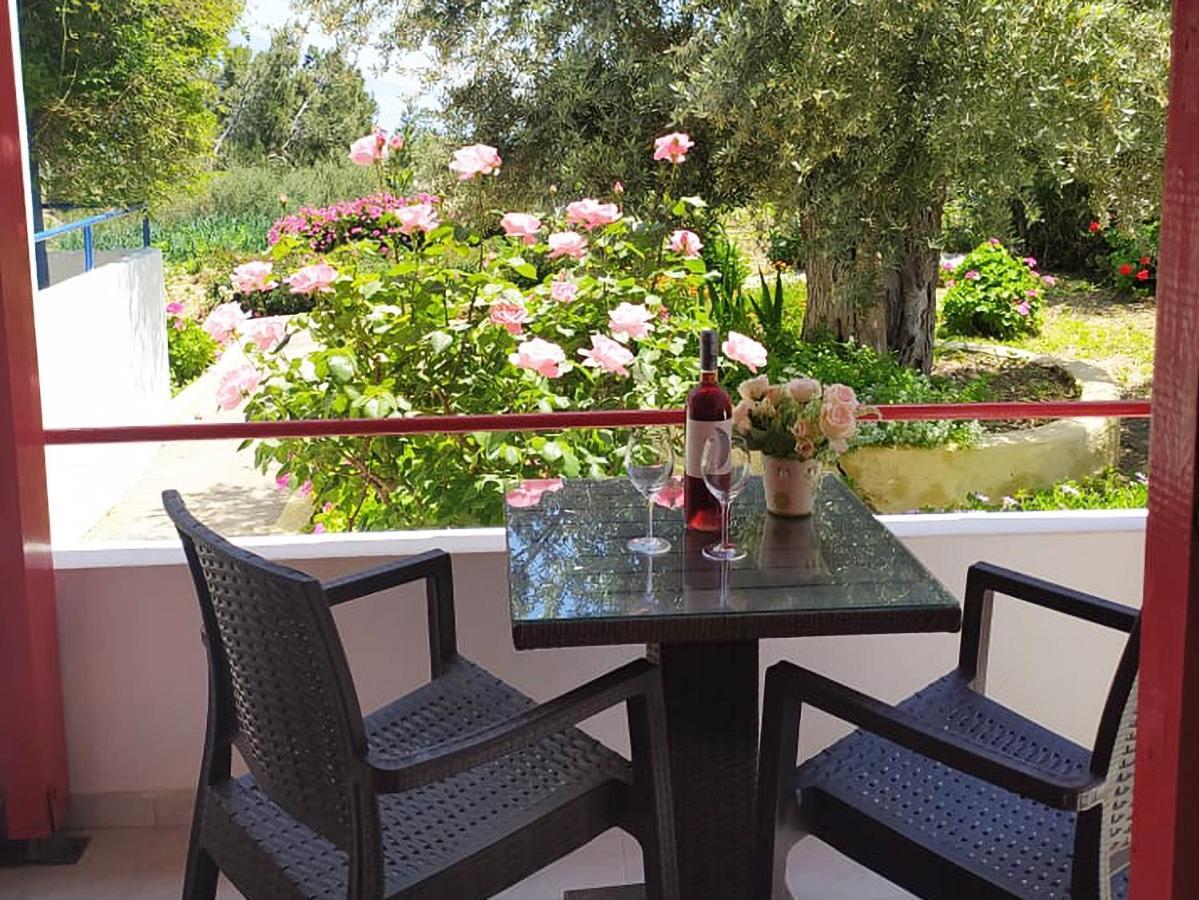 ماراثوكابوسْ Sunflowers Apartments المظهر الخارجي الصورة