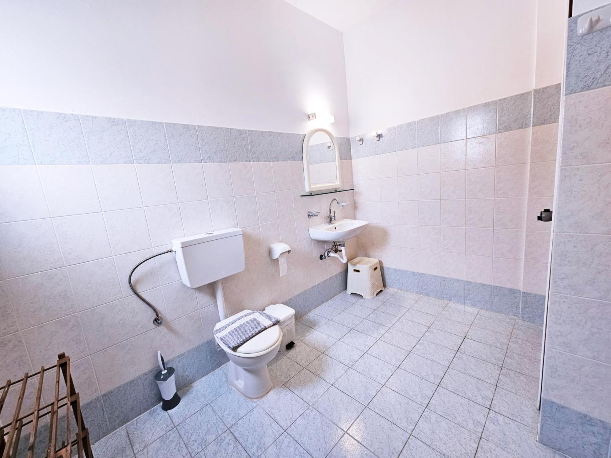 ماراثوكابوسْ Sunflowers Apartments المظهر الخارجي الصورة