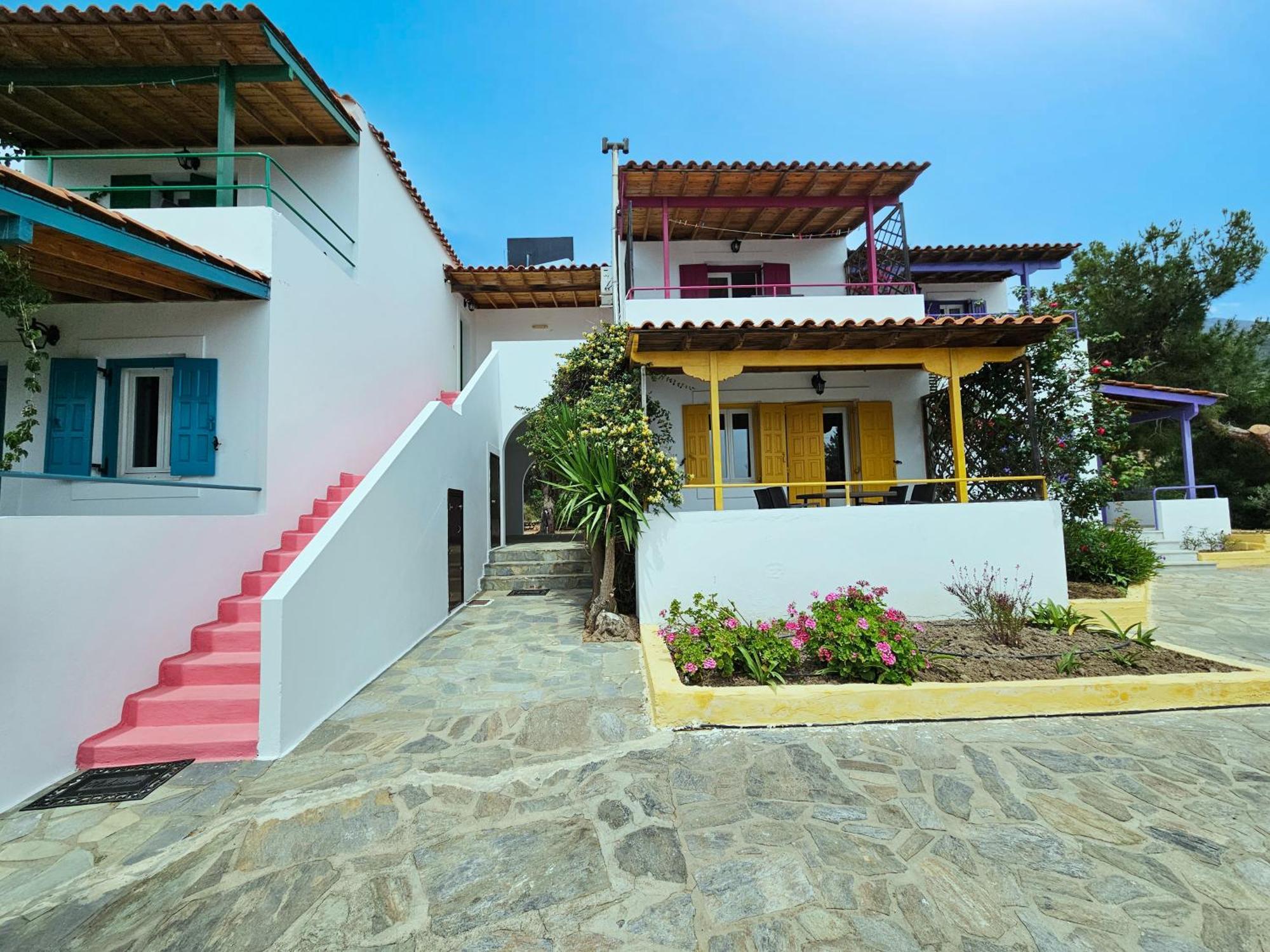 ماراثوكابوسْ Sunflowers Apartments المظهر الخارجي الصورة