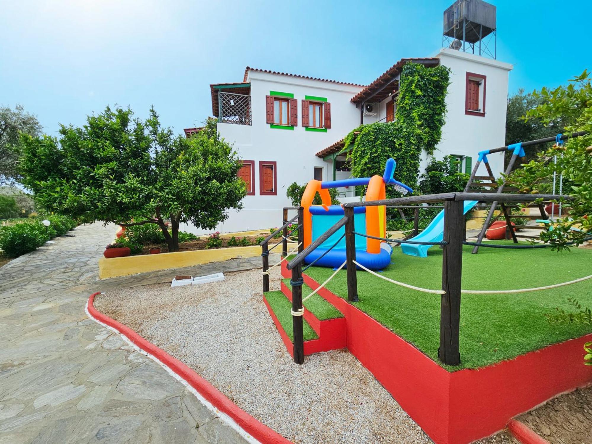 ماراثوكابوسْ Sunflowers Apartments المظهر الخارجي الصورة