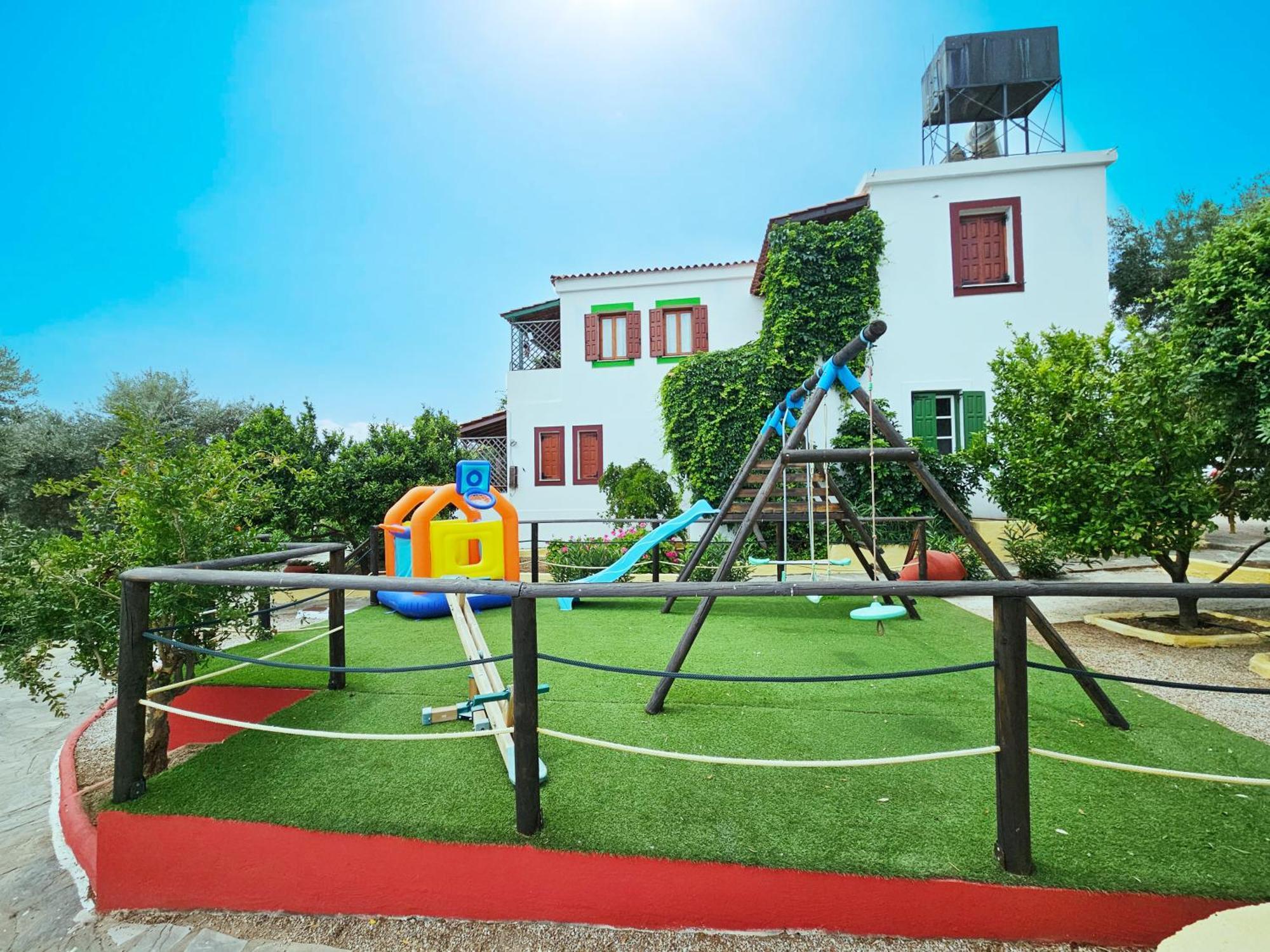 ماراثوكابوسْ Sunflowers Apartments المظهر الخارجي الصورة